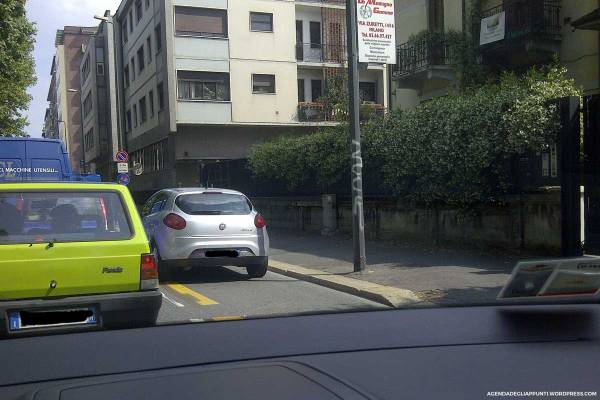 piste ciclabili milano giungla per i ciclisti incidenti viale jenner mobilità ciclabile sostenibile