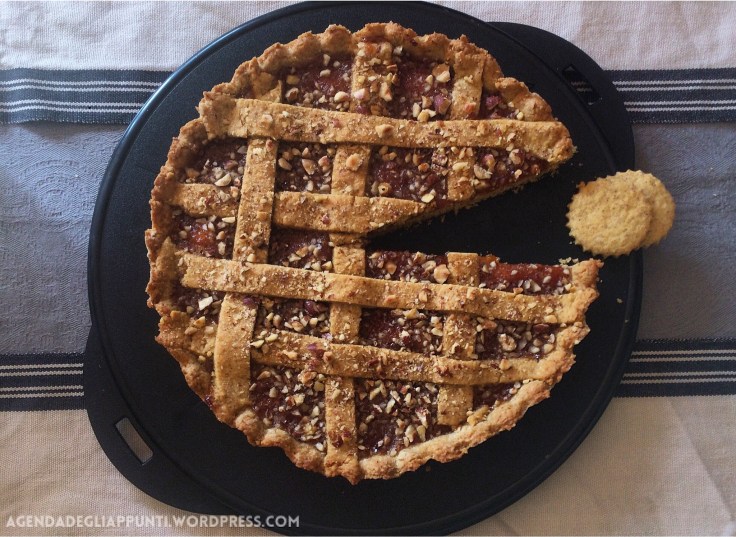 crostata marmellata pesche bio pacman frollini granella di nocciole farina di nocciole bio farina miracolo qb