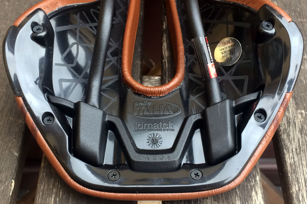 selle italia novus boost gravel heritage sella specifica gravel bikes