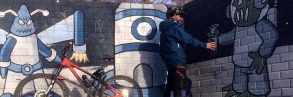 la felicità è racchiusa nella semplicità delle piccole cose come un giro in bicicletta sul canale villoresi