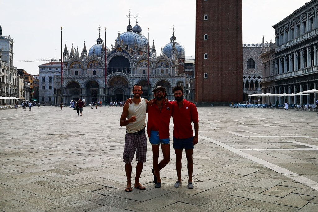 Venezia piazza San Marco in arrivo con il kayak