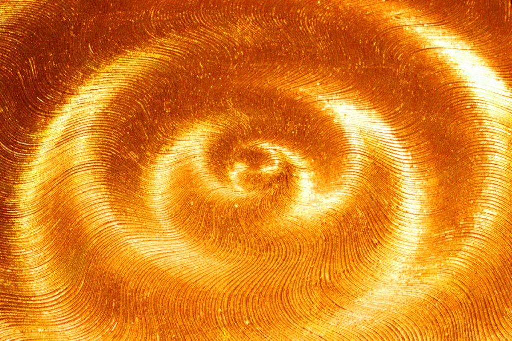 cerchi concentrici dorati