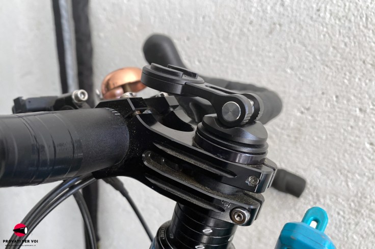 il supporto da manubrio per smartphone SP Connect