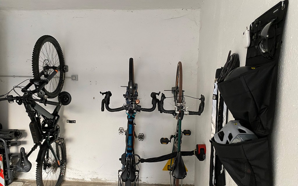 Vecchio allestimento bike cave prima del trasloco